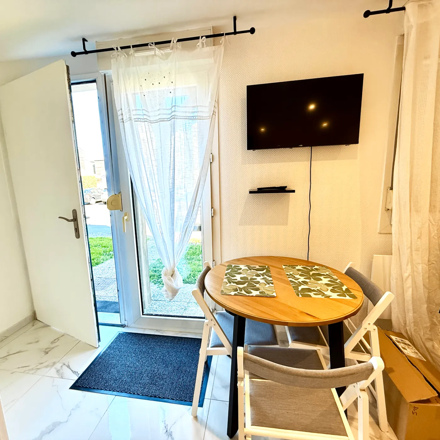 Coin repas convivial pour 2 personnes